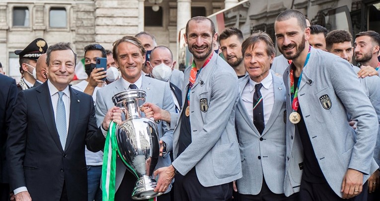 Mancini je prije finala Eura momčadi rekao tek nekoliko kratkih rečenica. Evo ih