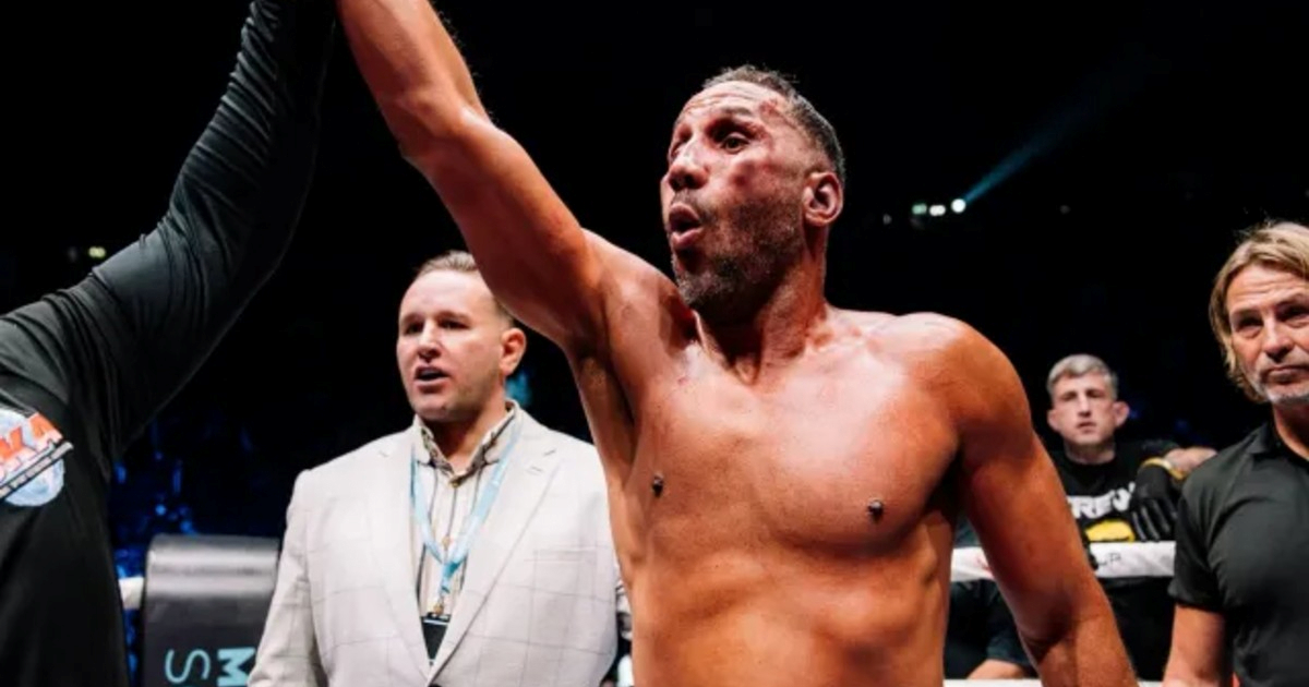 Bivši svjetski prvak okušao se u boksu bez rukavica. Odustao je nakon jedne pobjede