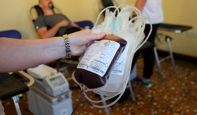 Smanjene su zalihe krvi svih krvnih grupa, darivatelji se pozivaju u Petrovu