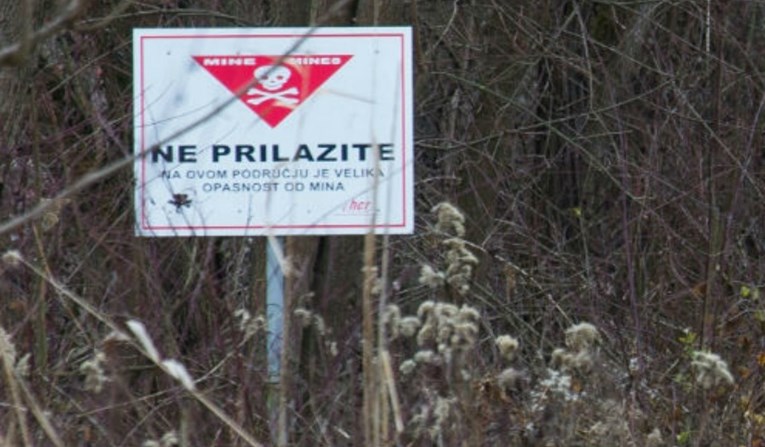 Sumnja se da je pod minama zastrašujućih 355 četvornih kilometara Hrvatske