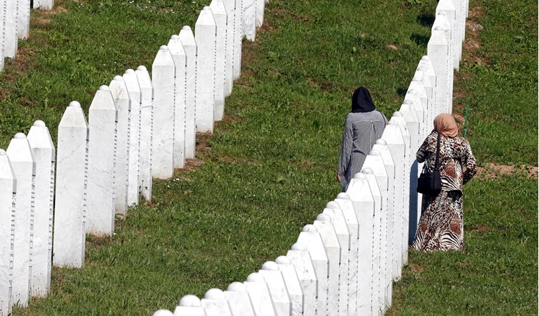 Zapovjednik bosanskih Srba optužen zbog zločina i genocida u Srebrenici