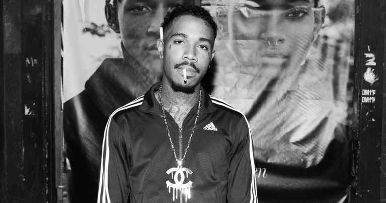Reper J $tash ubio djevojku i sebe ispred njezino troje djece