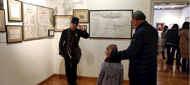 Tri tisuće ljudi posjetilo Žive slike u Muzeju grada Zagreba