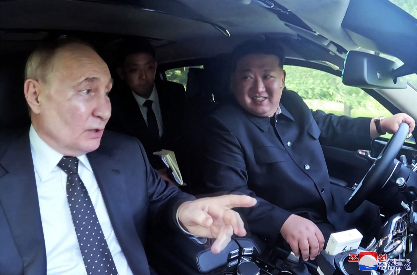 Putin je Kim Jong-unu poklonio "ruski Rolls-Royce", evo što može