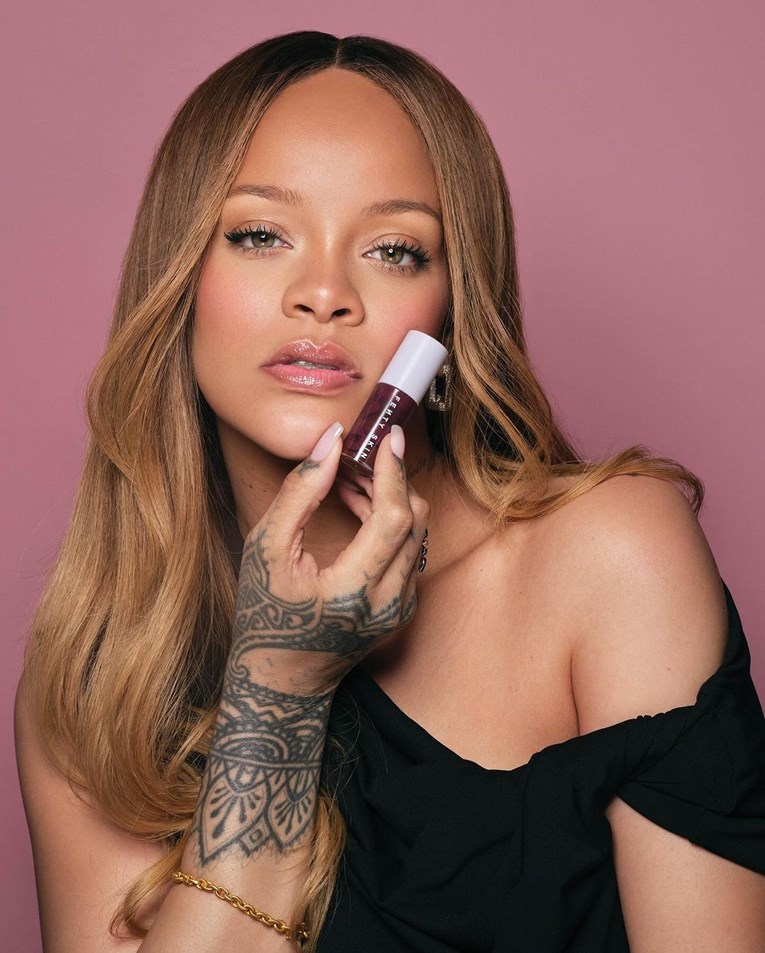 Rihannin beauty brend odsad možete kupiti i u Bipi