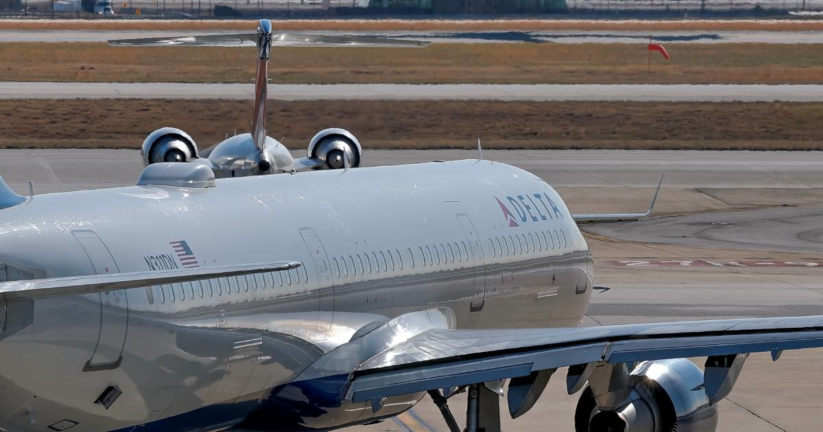 Dojava o bombi u avionu iz New Yorka za Izrael. Evakuirani putnici