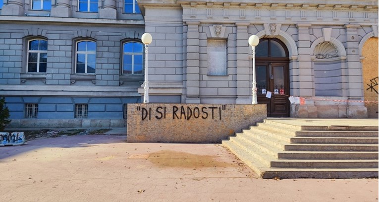U centru Zagreba osvanuli grafiti "Di si radosti" i "Di si lipa"