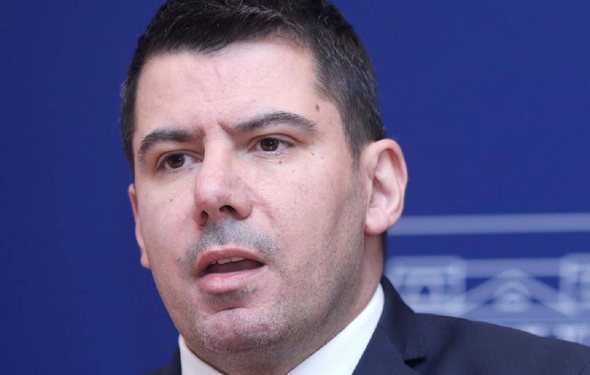 Grmoja: Vojska treba odmah izaći na hrvatsku granicu