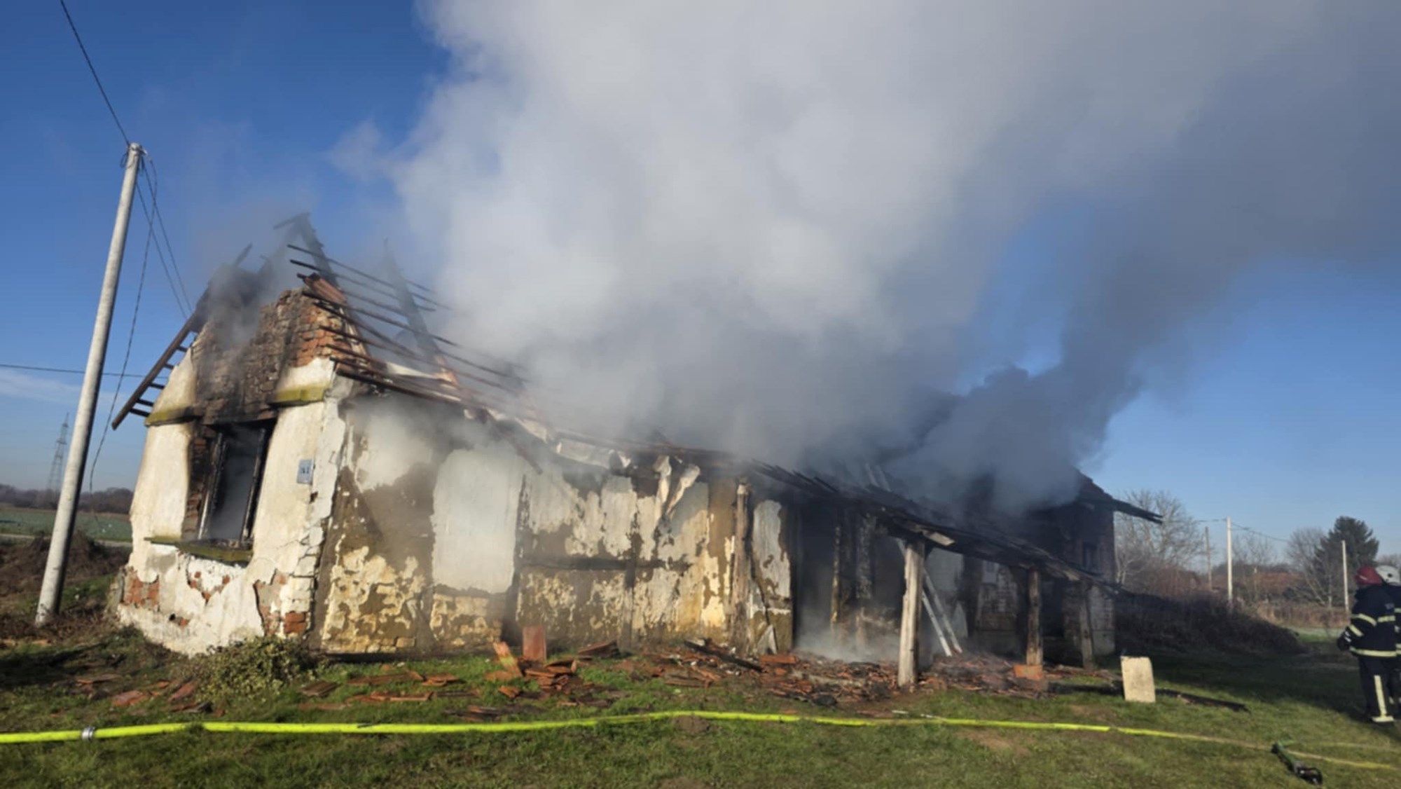Požar progutao obiteljsku kuću u Podravini. Policija objavila uzrok