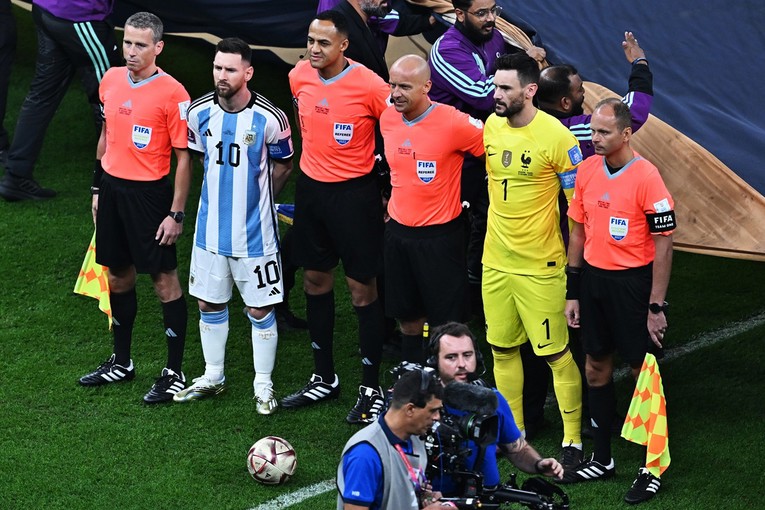 Prvi polufinalni dan: Englezi bijesni jer im sudi "Messijev najdraži sudac"