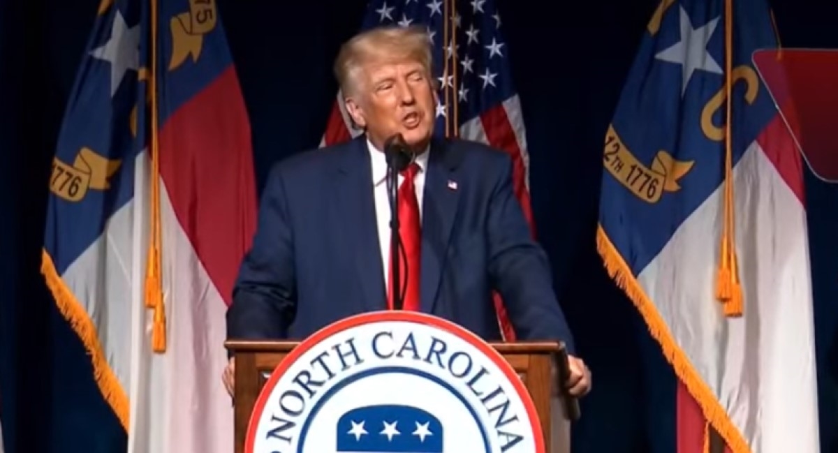 Trump održao govor, napao Faucija i zatražio 10 bilijuna dolara odštete od Kine