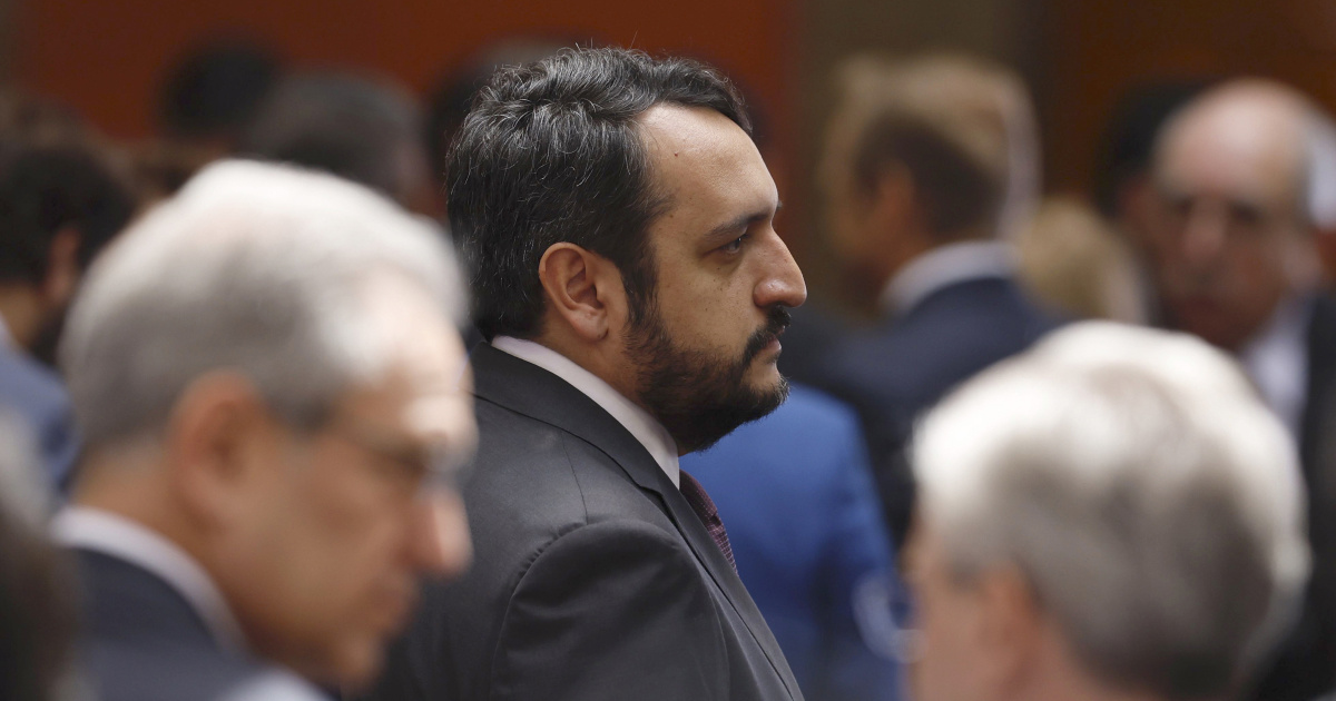 SAD mu ukinuo vizu, on piše Trumpu: Ovo je grub i izopačen politički čin