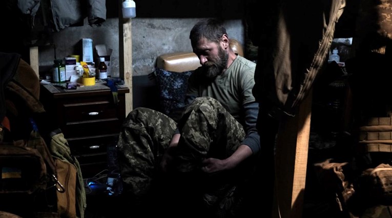 Ukrajina: Presreli smo poziv ruskog vojnika, rezao je grkljane ratnim zarobljenicima