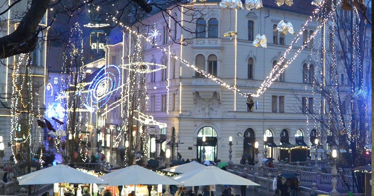 Od sutra na slovenskom adventu zabranjeno posluživanje jela i pića na štandovima