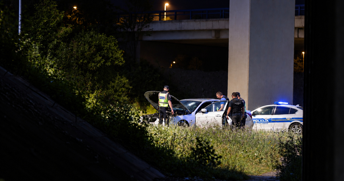 22-godišnjak turirao BMW u Sinju. Policija mu uzela tablice