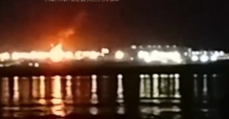 VIDEO Veliki požar kod Krimskog mosta, Rusi dronovima kamikazama napali Kijev