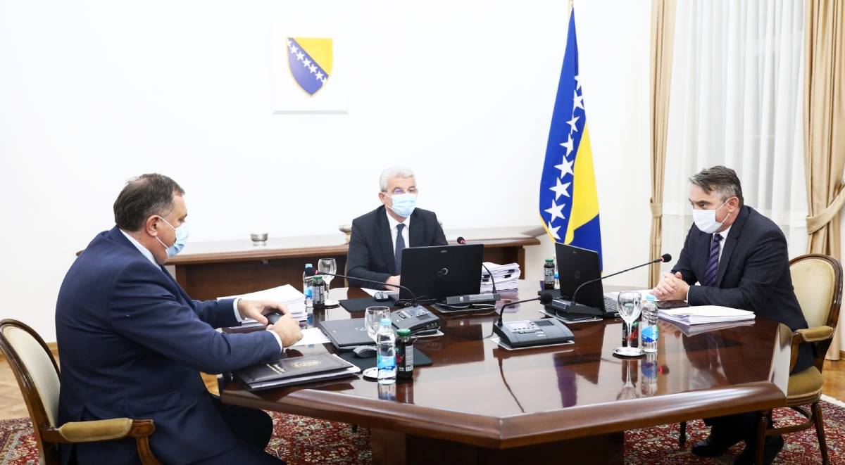 Predsjedništvo BiH u zadnji trenutak usuglasilo izjavu o 25 godina Daytona