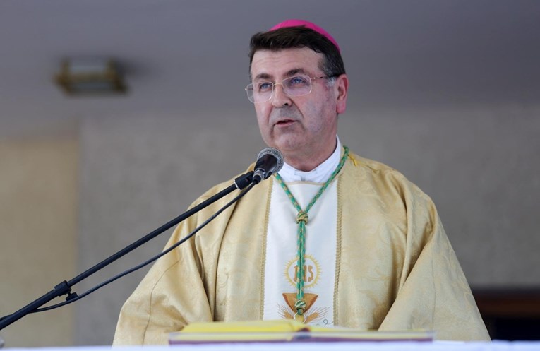 Biskup Šaško: 80 godina nam lažu da su partizani oslobodili Zagreb. Nepojmljivo