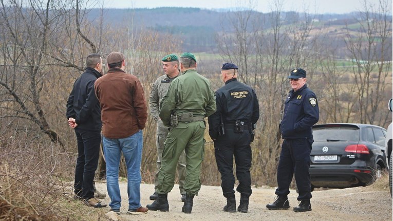 Četvorka na karlovačkom području zaustavljena u švercu migranata