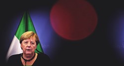 Merkel poziva na dijalog s talibanima radi nastavka evakuacije