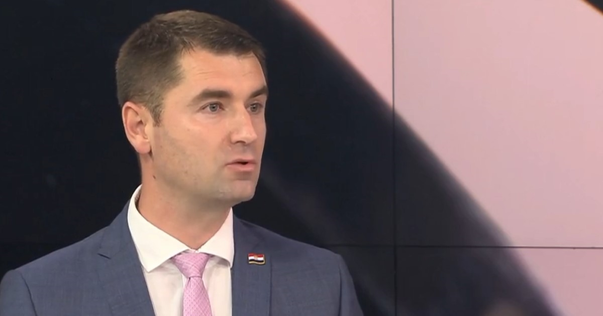 Onaj Filipović koji žele da ga potpisuju kao profesora: Ja sam odmah sa svima na "ti"