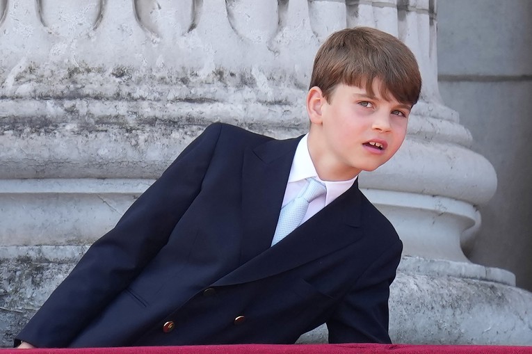 Princ Louis (8) ponovno je ukrao show na kraljevskoj proslavi 