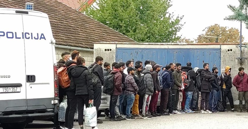 Policajci optuženi da su migrantima naplaćivali prijevoz, počelo suđenje