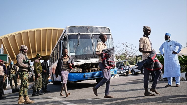 Oslobođena stotina otetih ljudi u Nigeriji. Među njima djeca, žene, dojilje...