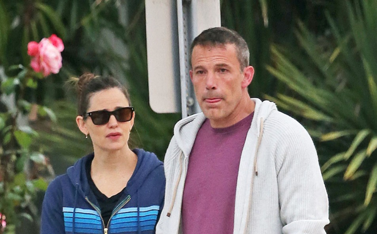Daily Mail: Jennifer Garner povukla se iz cirkusa oko razvoda Bena i J. Lo