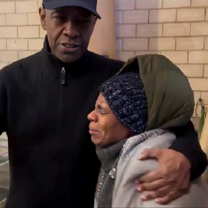 Denzel Washington ženi koja ga je molila za pomoć: "Zašto plačeš? Čovjek sam kao ti"