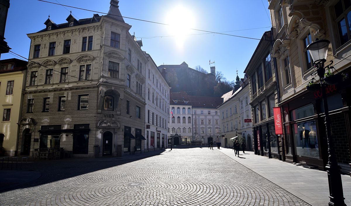 U Sloveniji ukupno 897 zaraženih, od toga u bolnici 112 ljudi