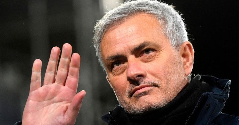 Mourinho iz Rome tjera osam igrača. Evo što će biti s Antom Ćorićem