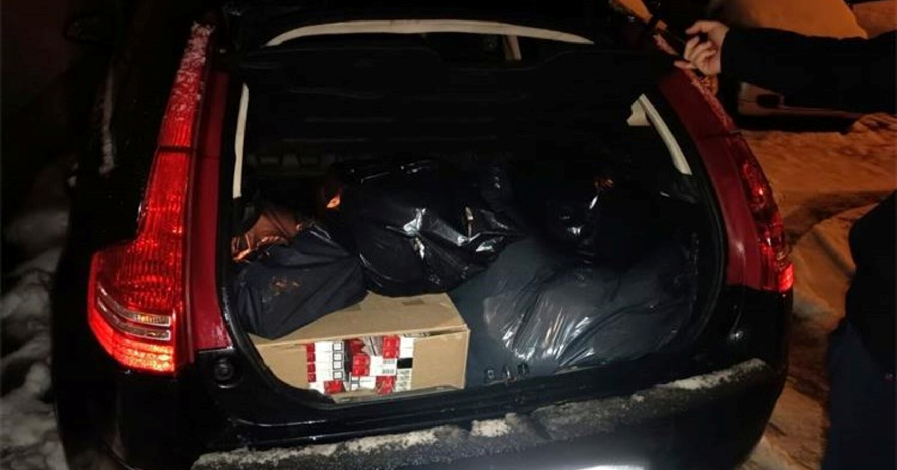 FOTO Carina i policija u Zagrebu zaplijenili 28 kilograma duhana i 10.800 cigareta
