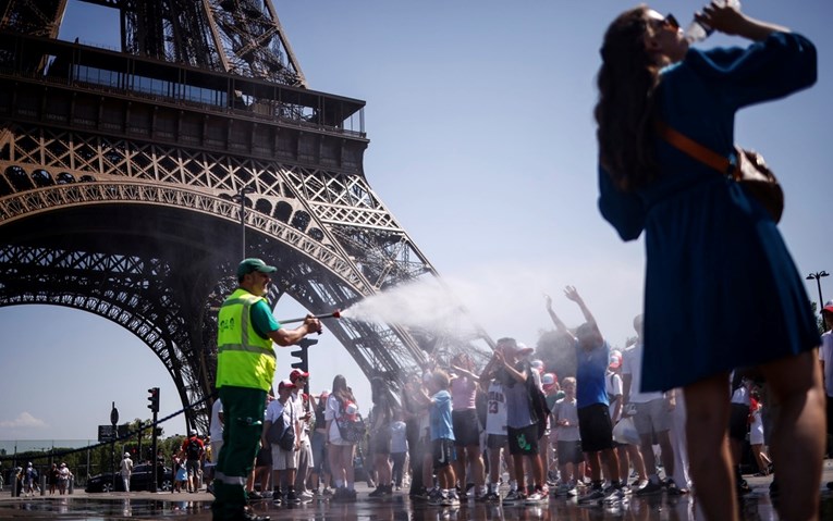 U Francuskoj temperature preko 40 stupnjeva, najviša razina uzbune. Dvoje mrtvih