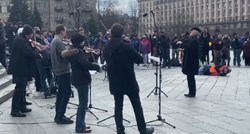 Kijevski simfonijski orkestar na Majdanu održao koncert kojim je pozvao na mir