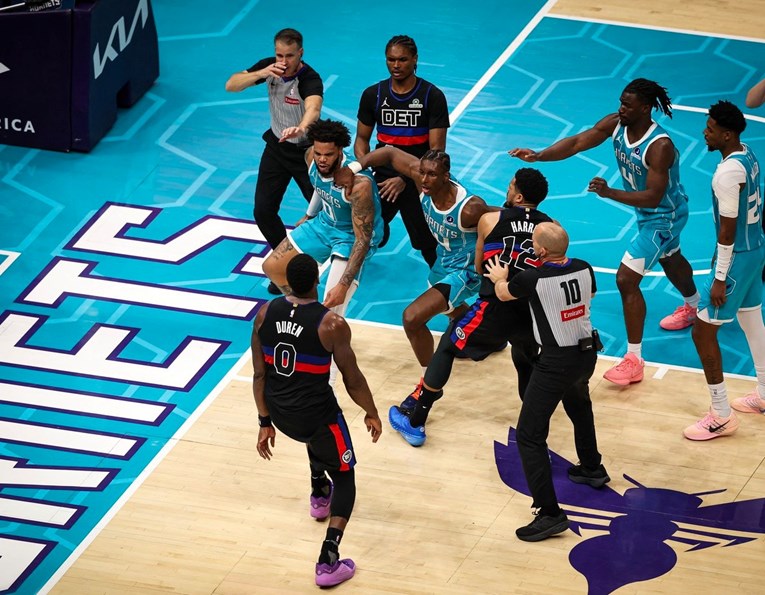 Košarkaši Pistonsa i Hornetsa kažnjeni s ukupno 17 utakmica neigranja