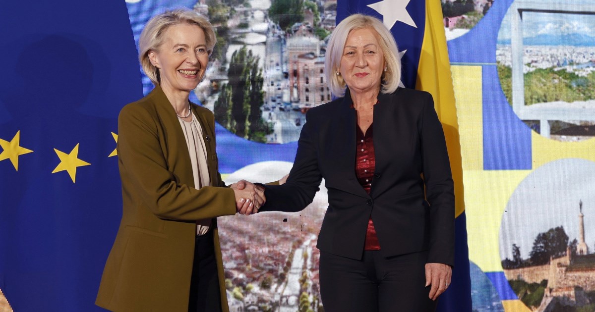 Von der Leyen u Sarajevu: Europska unija uvijek će se sjećati genocida u Srebrenici