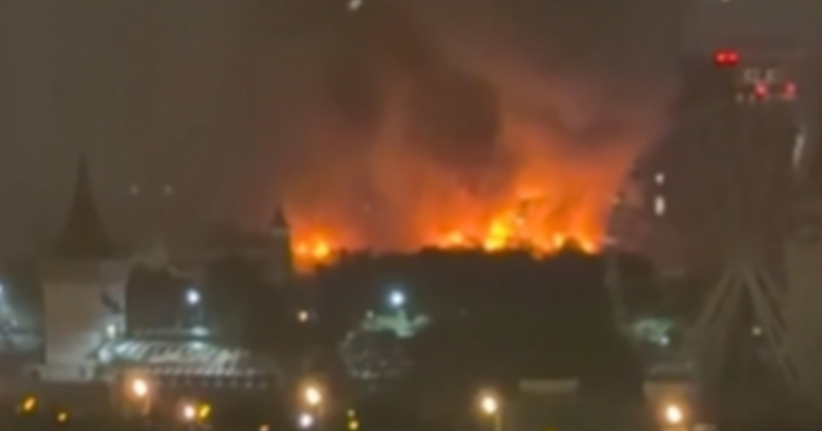 VIDEO Veliki požar u turističkom kompleksu u Moskvi