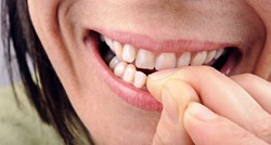 Stomatolog upozorava da grickanje noktiju može uništiti vaše zube: Nemojte to raditi