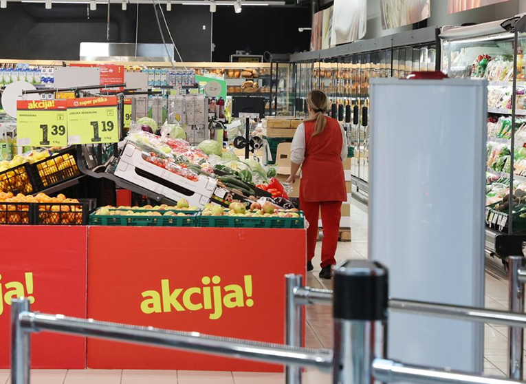 Potrošnja porasla 35. mjesec zaredom