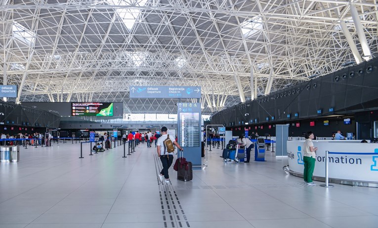 U zračnim lukama u siječnju 295 tisuća putnika, većina u Zagrebu
