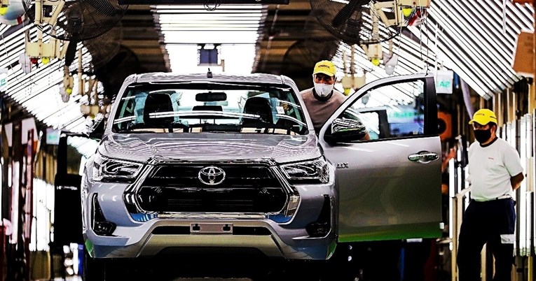Toyota će obnavljati rabljena vozila i vraćati ih na tržište