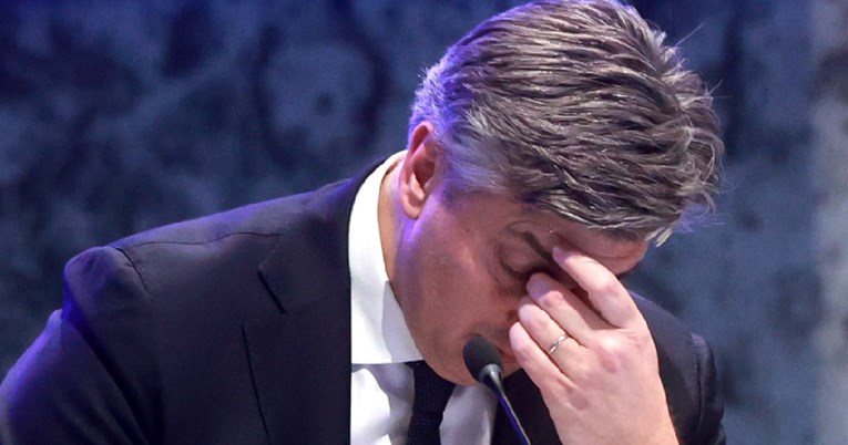 Lijevo-liberalna oporba traži prijevremene izbore