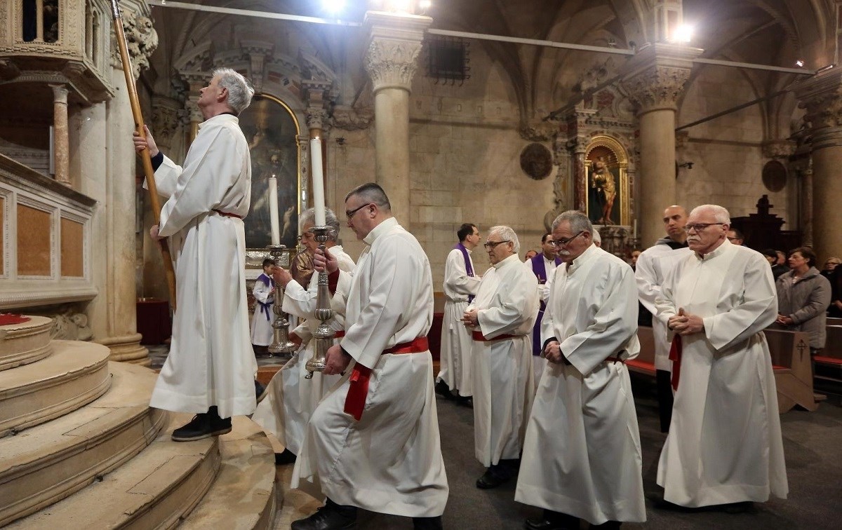 Katolici danas obilježavaju Čistu srijedu i početak korizme. Evo što je to