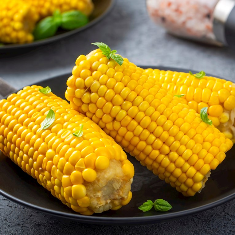 Stigao je kukuruz. Evo kako ga najbolje skuhati - i zašto ga ne kuhamo predugo