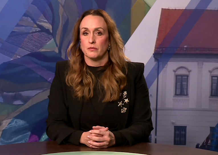 Šefica udruge ravnatelja: Djeca u vrtiću pokušavaju povećati slike na slikovnici