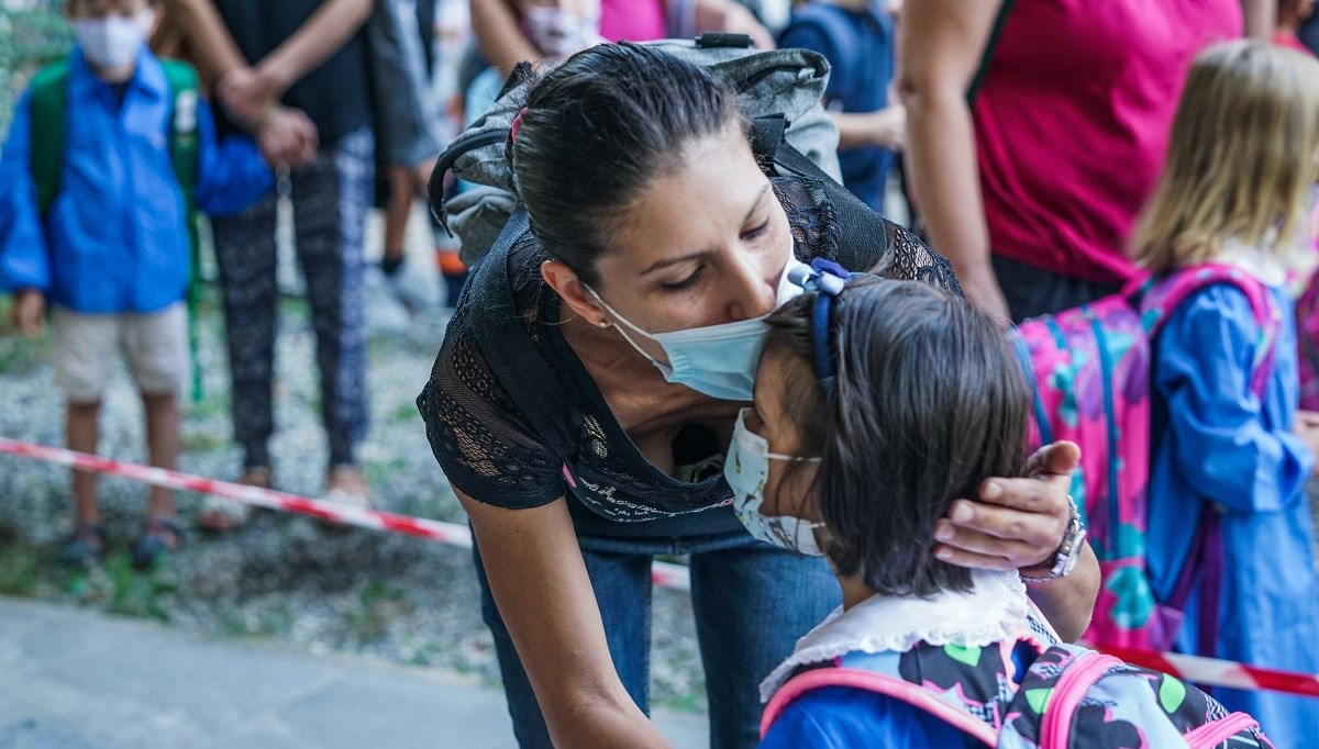 Italija otvorila škole nakon najdužih strogih mjera u Europi: "Bit će problema"