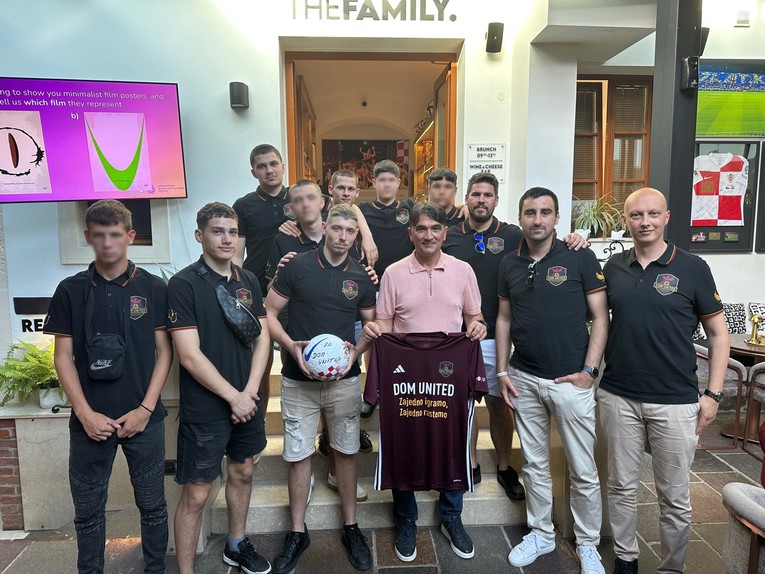 Zlatko Dalić u svom restoranu ugostio momčad Dom Uniteda