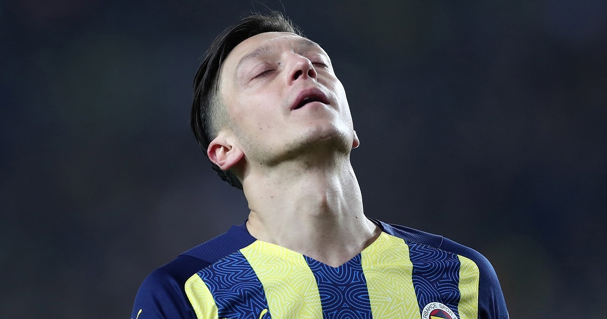 Mesut Özil se samo jednom rečenicom osvrnuo na izbacivanje iz momčadi
