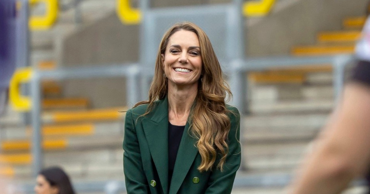 Tamnozelena joj stoji savršeno. Kate Middleton zablistala u elegantnom izdanju